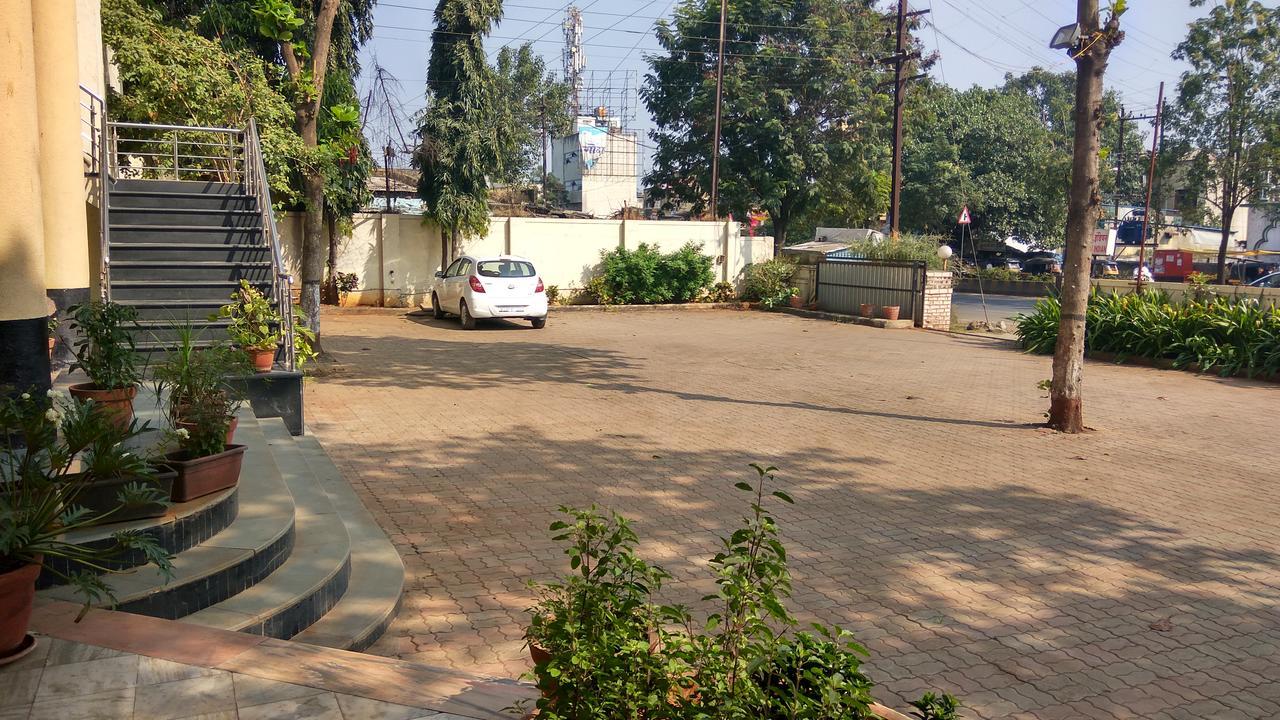 Hotel Ayodhya Nashik Exterior foto